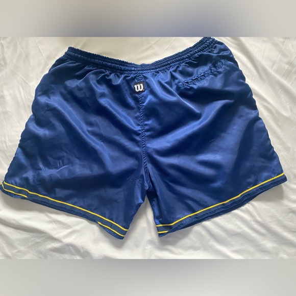 Vintage Wilson basketball shorts - Picture 2 of 9